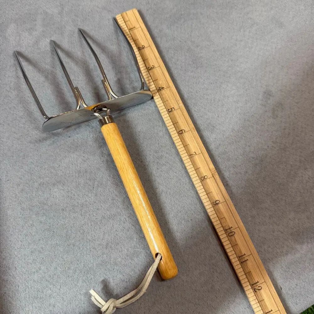 NEW Pair of Roast Lift Forks Rowoco Tool 1729 Wooden Handles Vintage Deadstock